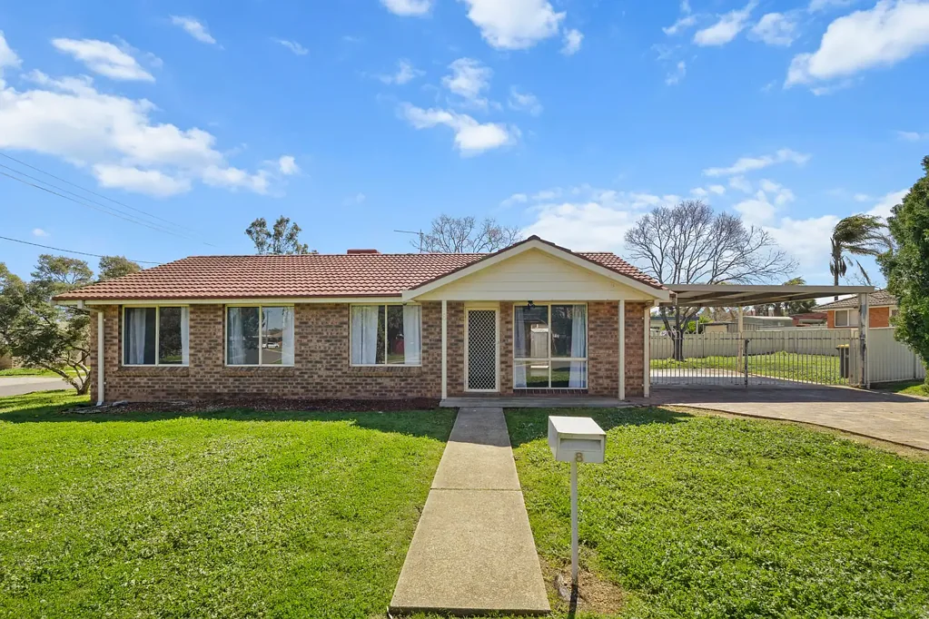 Tamworth 3બેડરૂમ Affordable, solid smart buy for first home buyer or investor!
