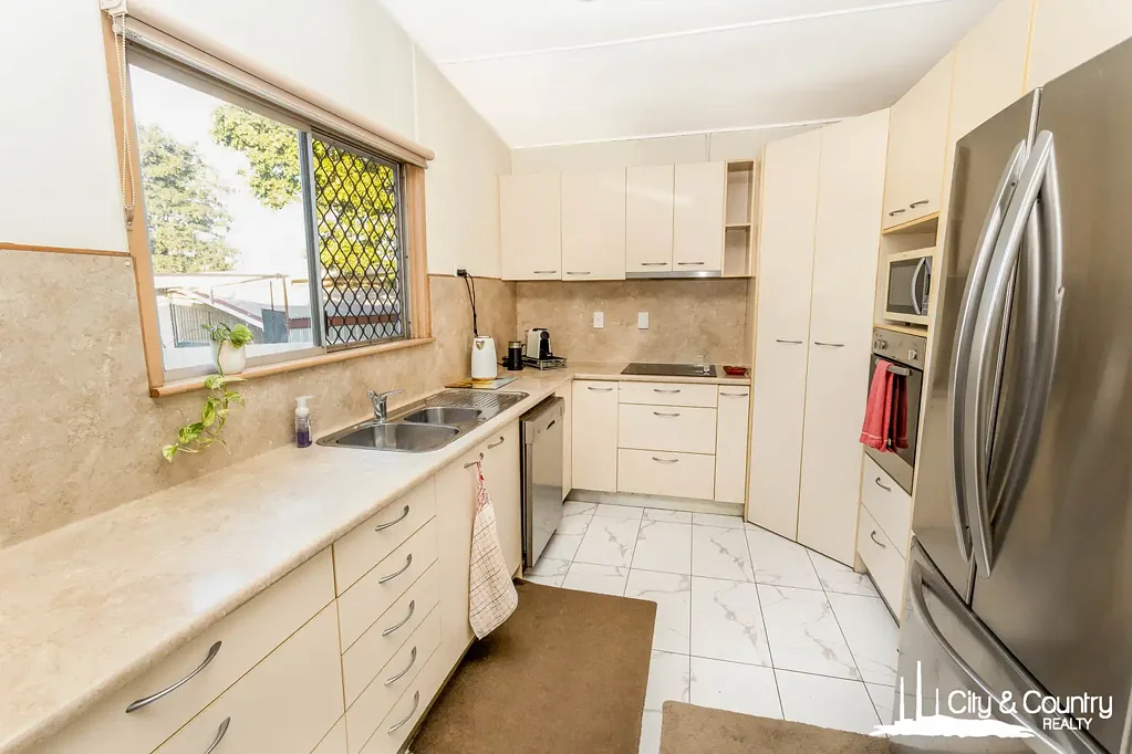 Mount Isa 3房  Family Living Made Easy with Fantastic Outdoor Space