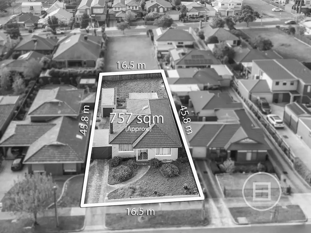 8 Roslyn Street, Strathmore, VIC 3041