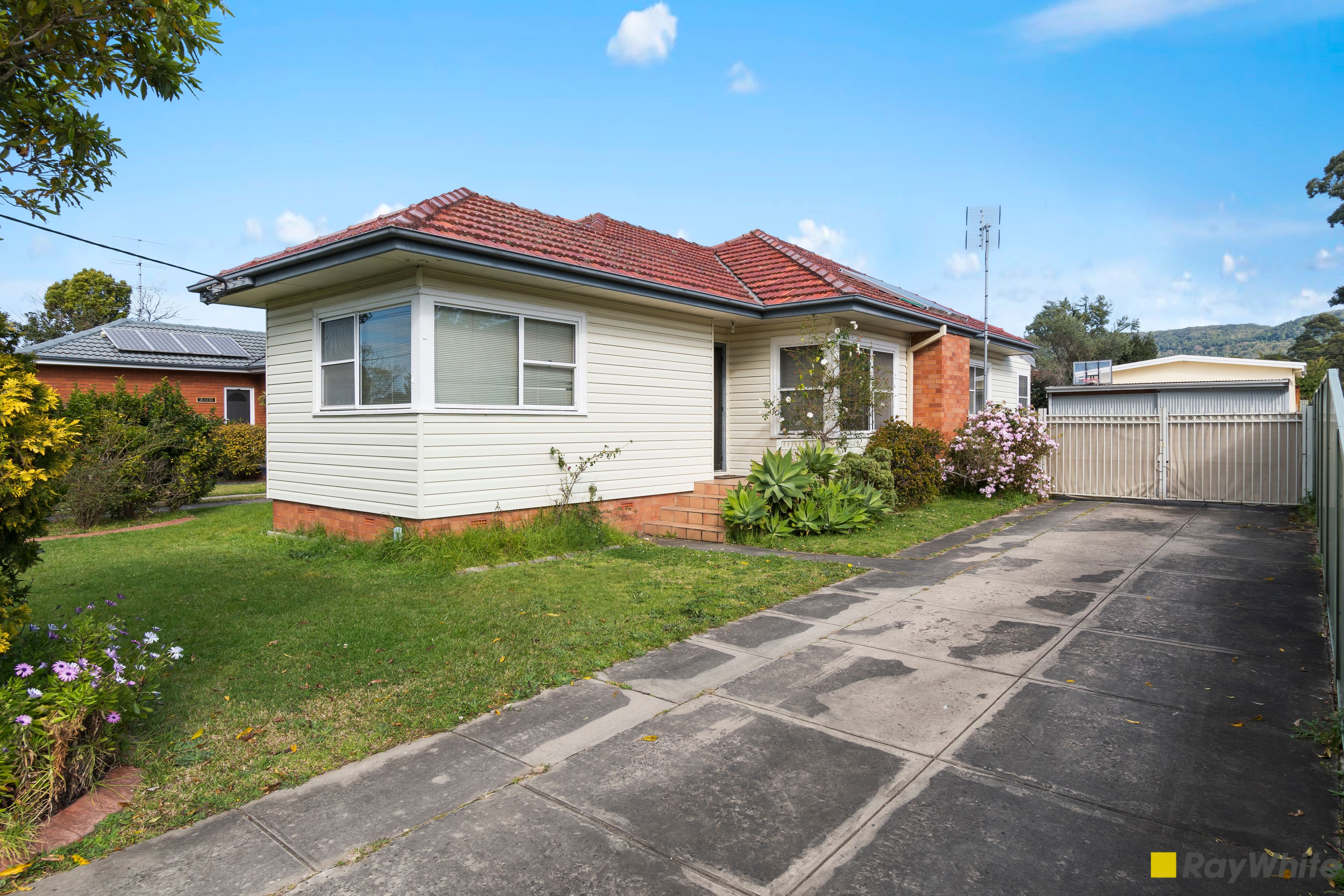 20 ZIEMS AV, TOWRADGI NSW 2518, 0 Bedrooms, 0 Bathrooms, House