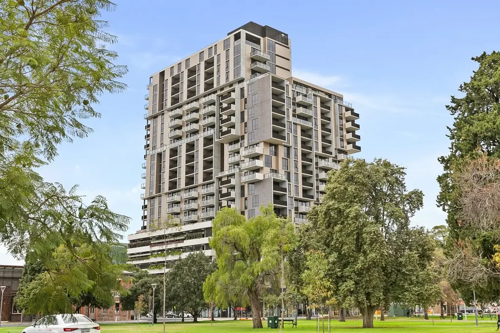 Experience Elevated Urban Living at Its Finest!