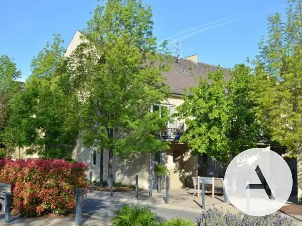 Ideally positioned within walking distance to O'Connor Shops."