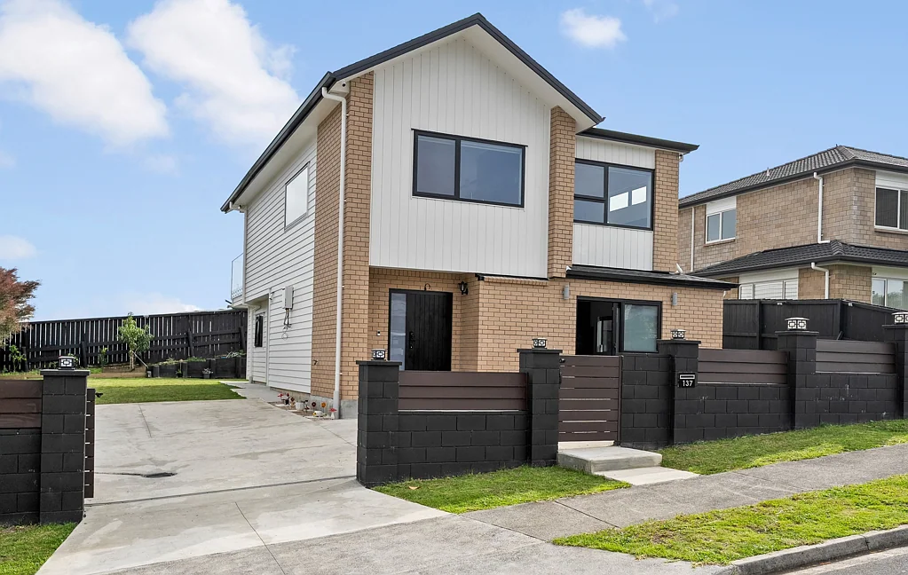 Papakura 5Habitaciones 5 BED 2 LIVING & RUMPUS + VIEW!