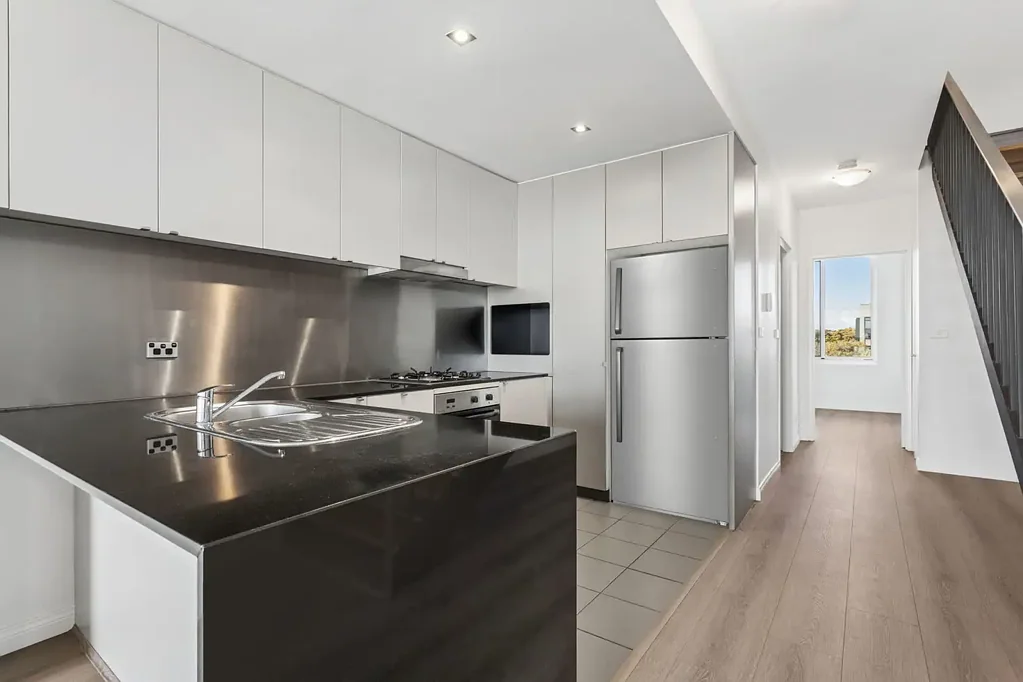 MODERN TWO-BEDROOM LOFT APARTMENT WITH CITY VIEWS