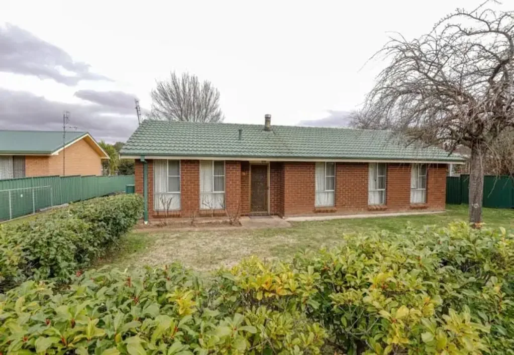 Oberon 3 Bedroom Spacious Lifestyle Opportunity on 1,962sqm in the Heart of Oberon