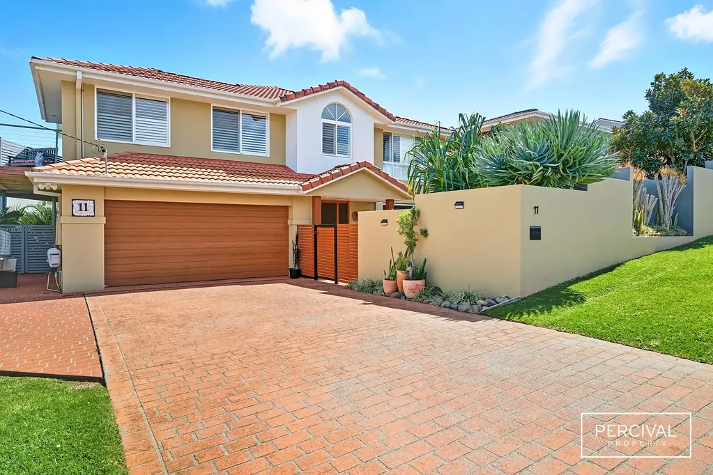 Port Macquarie 4房  Architectural Flair & Ocean Outlooks at Lighthouse Beach