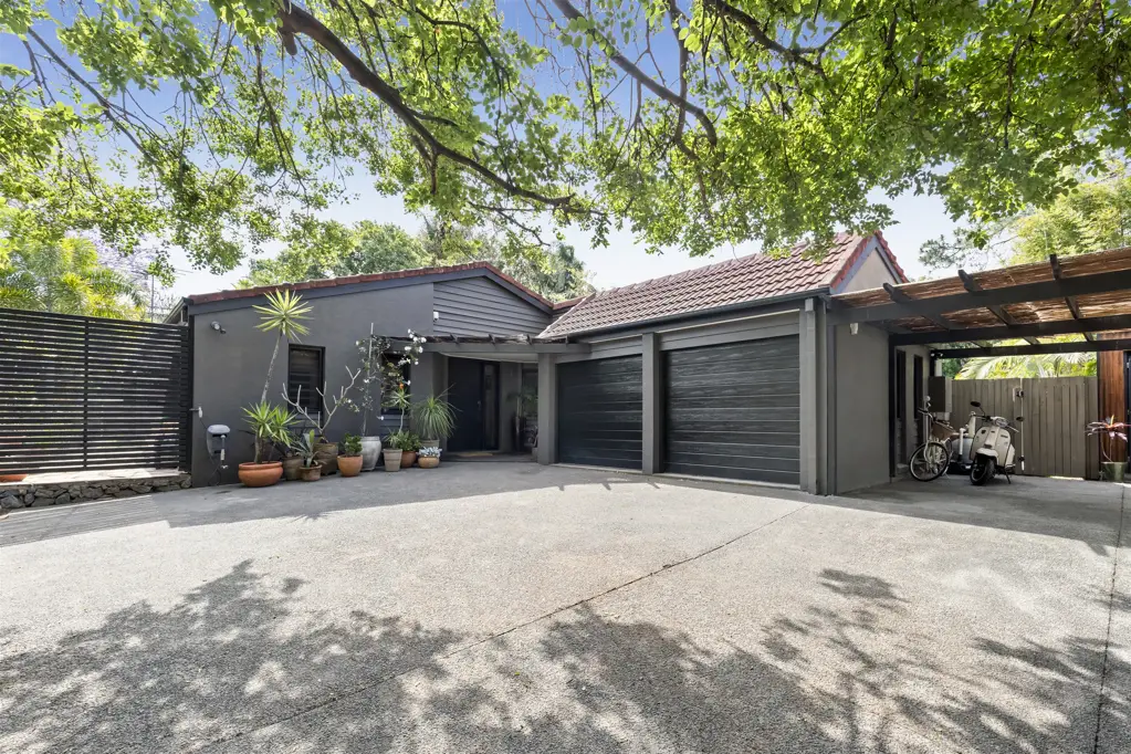 10 Gilbert Road, Windsor, QLD 4030