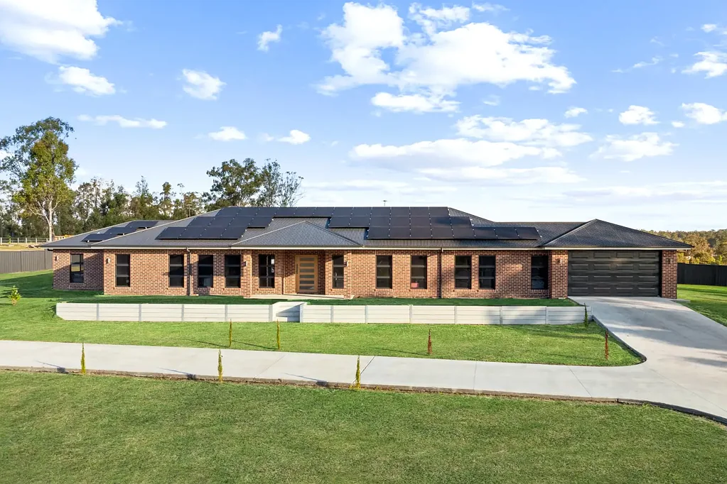 Jimboomba 4Kwarto Acreage Home