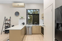16 Riverview Road, Nerang
