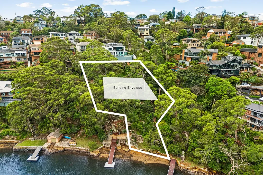 Gymea Bay 1 Bedroom Expansive Waterfront Land