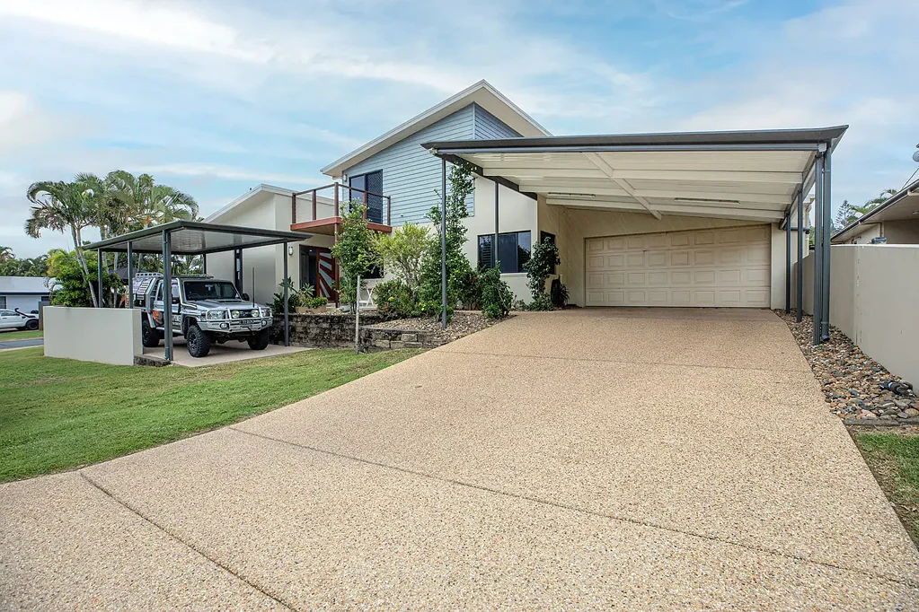 6 Seaspray Close, Shoal Point, QLD 4750