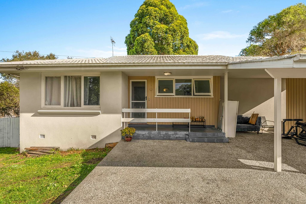11 Alfred Street, Bomaderry, NSW 2541