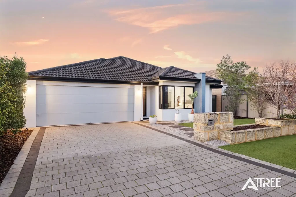 Piara Waters 4房  PERFECT FAMILY HOME! CLOSE TO SCHOOLS, SHOPS AND PARKS
