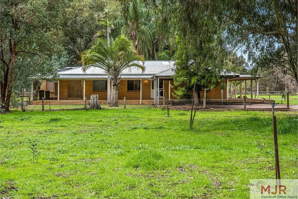 264 Hopkinson Road, Darling Downs, WA 6122