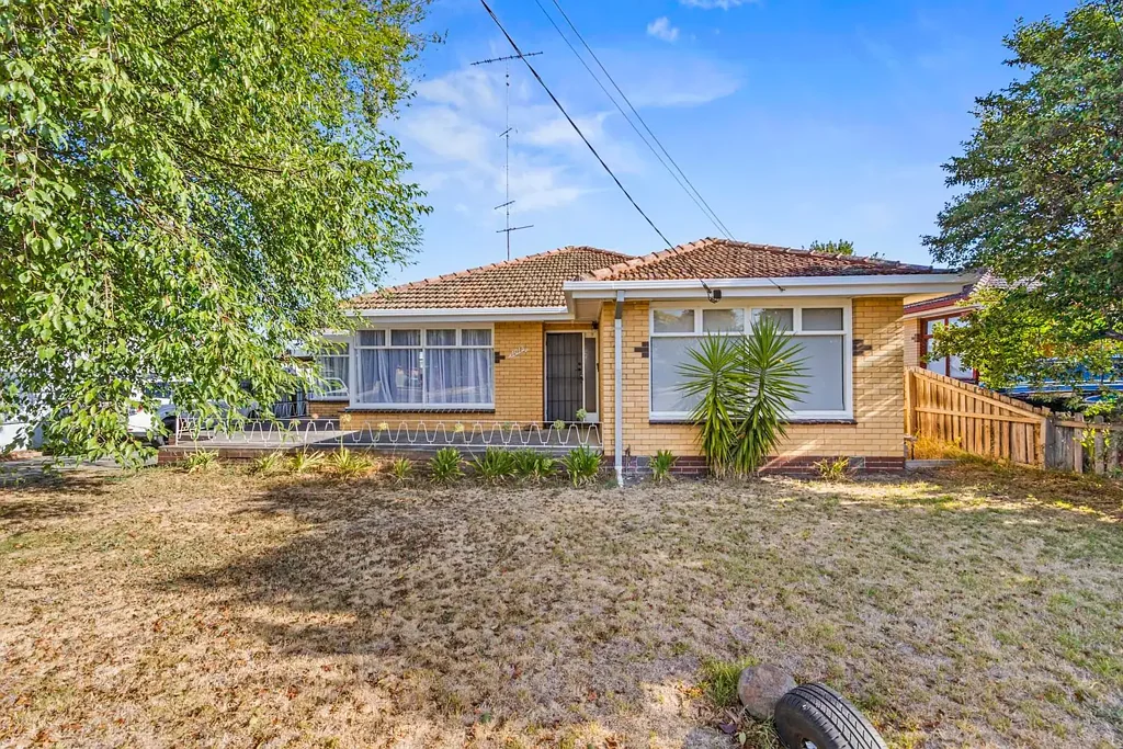 1013 Norman Street, Wendouree, VIC 3355