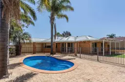 219 Trappers Drive, Woodvale