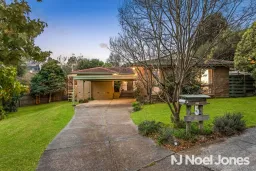 5 Whistlewood Close, Doncaster East