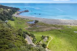 8933 State Highway 35, Waihau Bay