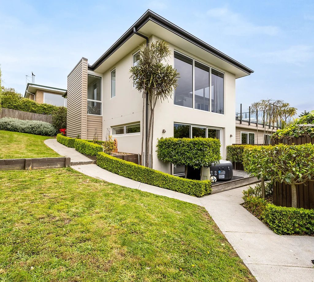 Mount Pleasant 3ਬੈੱਡਰੂਮ Relaxing views & entertaining a focal point