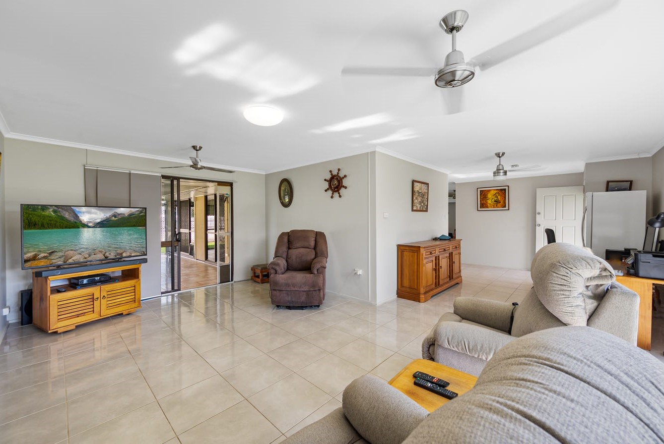 25 JACARANDA CR, ANNANDALE QLD 4814, 0部屋, 0バスルーム, House