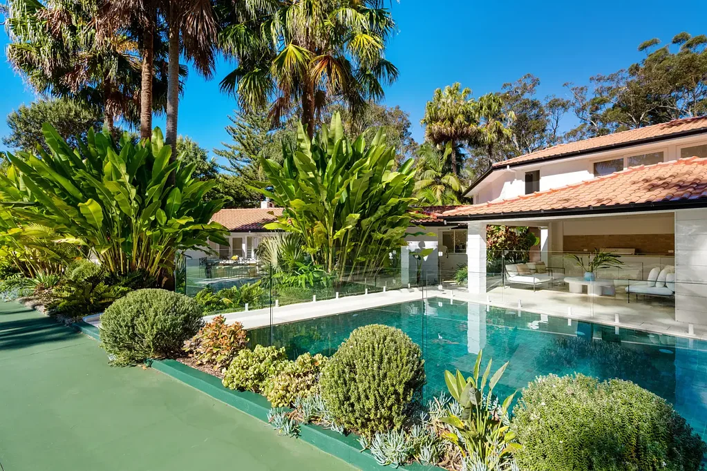 Avalon Beach 5房 Avalon 庄园内非凡的度假村式家庭生活 Resort-inspired family living on an extraordinary Avalon estate