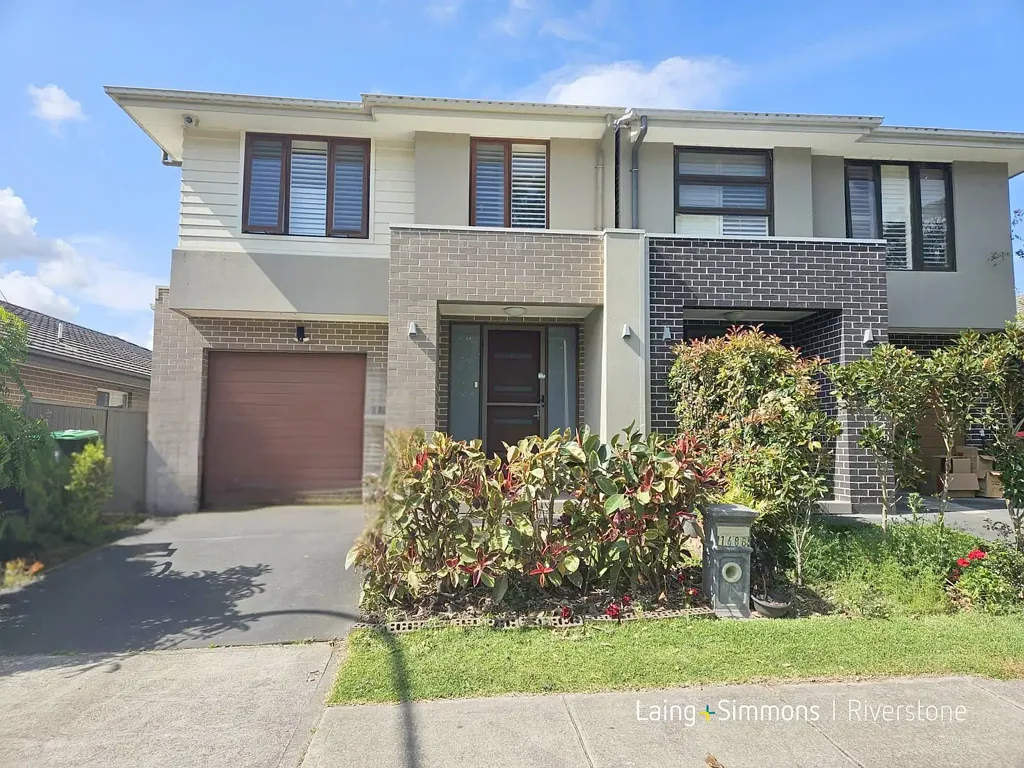 3 BEDROOM FAMILY HOME with SPACIOUS STUDY in CONVENIENT LOCATION