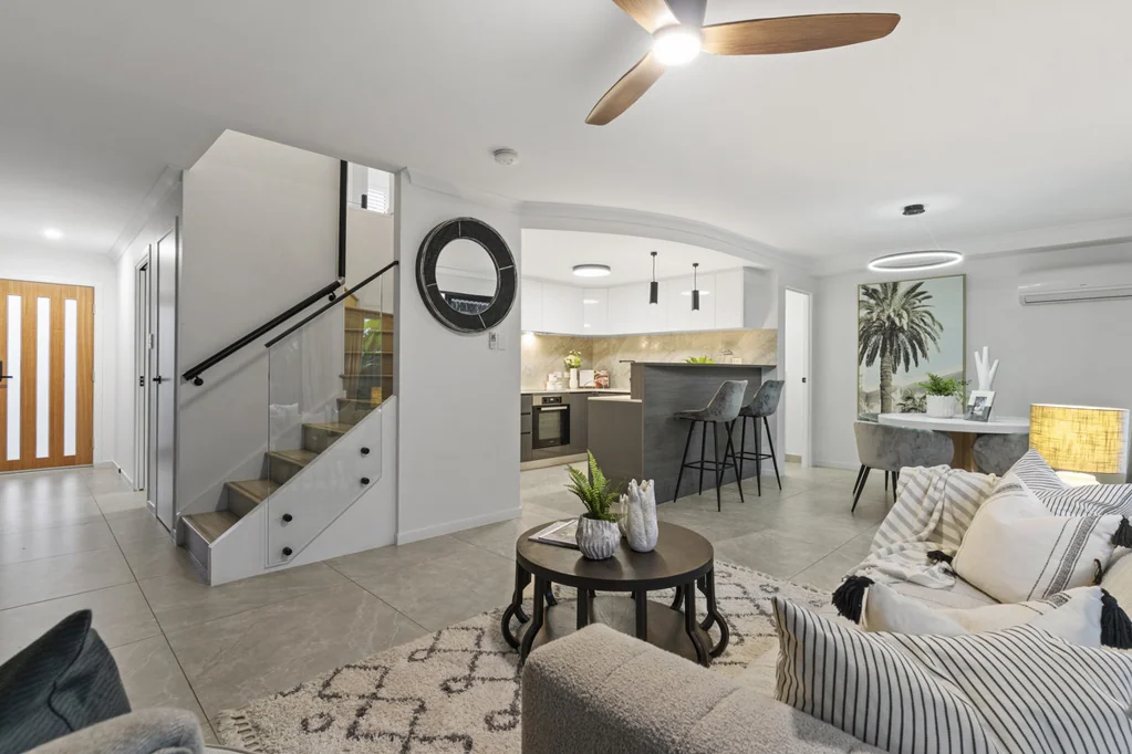 Runcorn 4 Slaapkamer Prestige 2-storey townhouse: 4 beds & a premium fit out