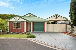 6 Bloomsbury Court, Woodcroft