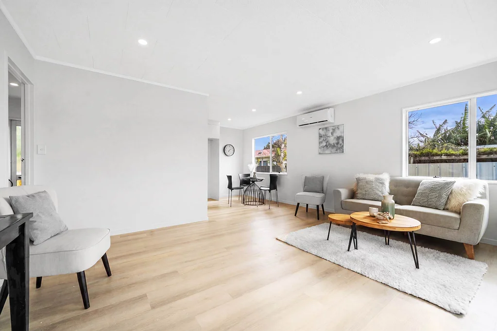 Mangere 3कमरा Privacy, Sun & Pure Potential – Renovated & Re...