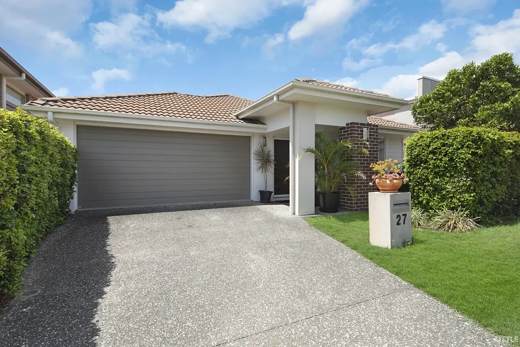 Redbank Plains 4部屋 Modern Family Living in a Growing Suburb