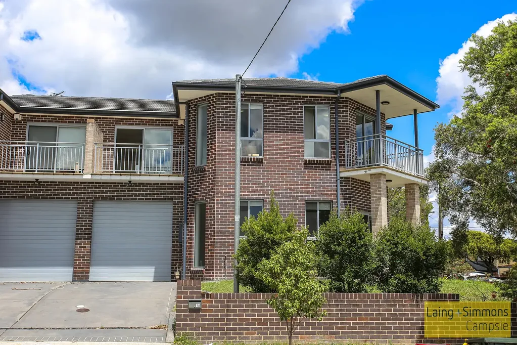 Beverly Hills 4ਬੈੱਡਰੂਮ Luxury Corner Duplex – Oversized, Stylish & Superb Location!