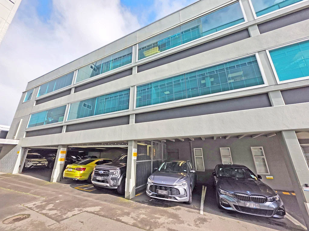 Epsom  LEVEL 2 EPSOM OFFICE