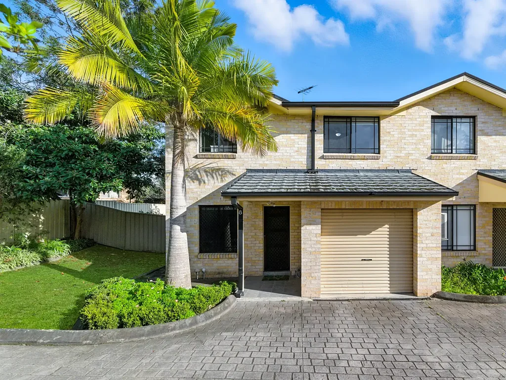 8/10-14 Eagleview Road, Minto, NSW 2566