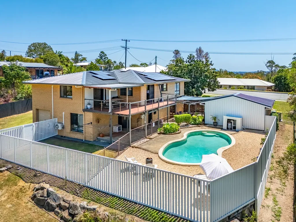 48 Watson Road, Southside, QLD 4570