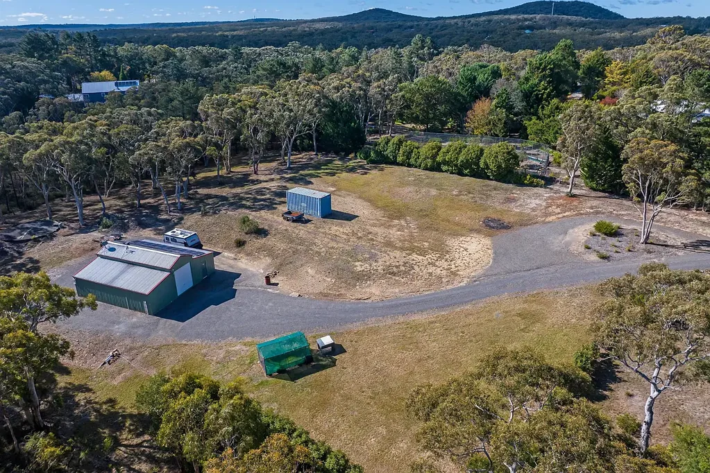 Tallong Elevated building site + ultimate man cave