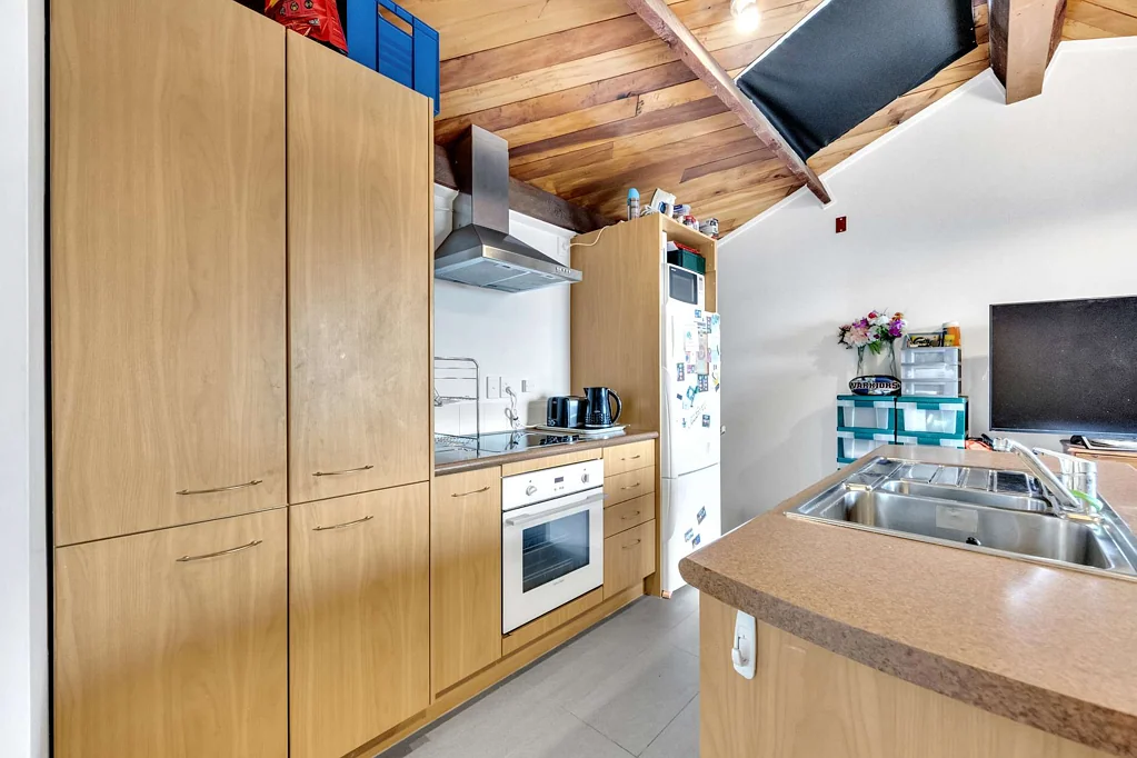 Thorndon 1Moenga City Apartment with a carpark!