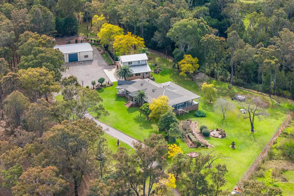 North Richmond 6房 宏伟的乡村庄园 Magnificent Acreage Estate