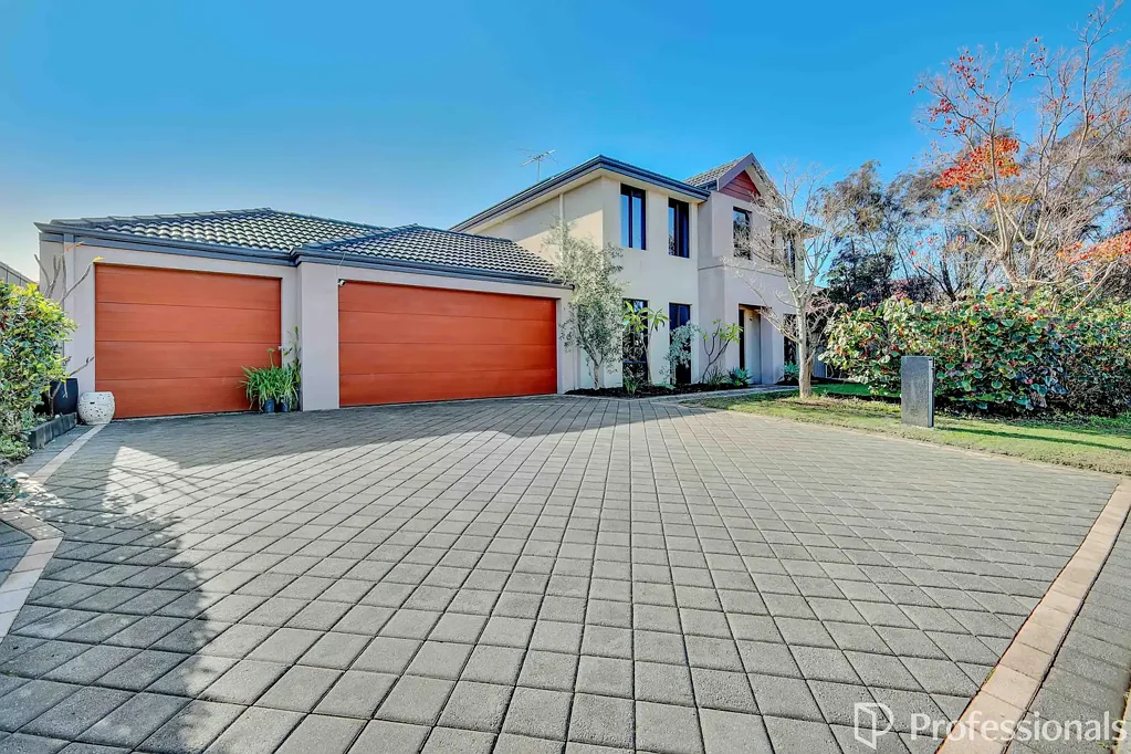10 Greenscape Road, Southern River, WA 6110