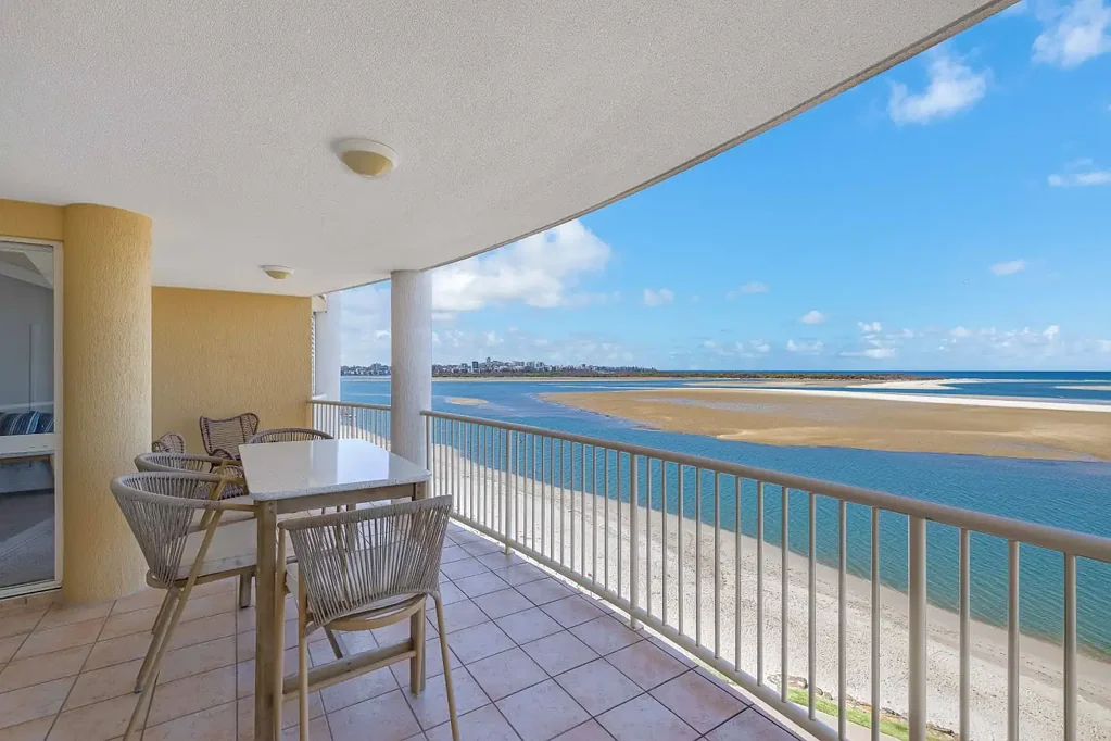 Golden Beach 2બેડરૂમ GOLDEN BEACH WATERFRONT LIVING WITH SPECTACULAR WATER & CBD VIEWS