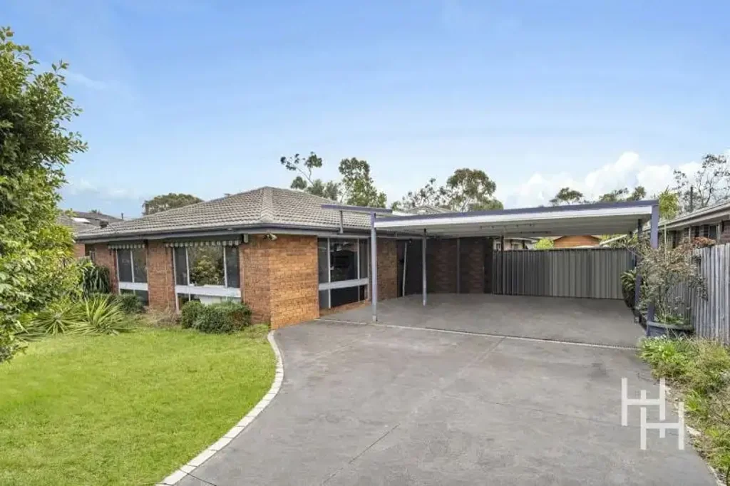 Dandenong North 4침실 Family Lifestyle Meets Investment Potential