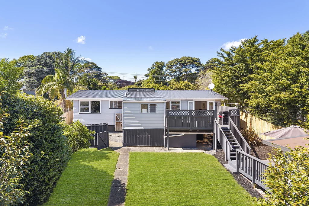 38 Eskdale Road, Birkdale, North Shore City, Auckland