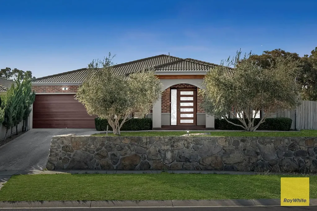 74 Dalray Crescent, Kurunjang, VIC 3337