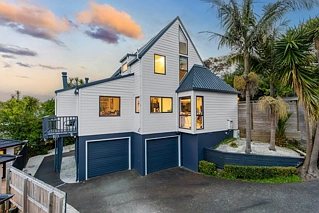 7 Jeanette Place, Mairangi Bay, North Shore City