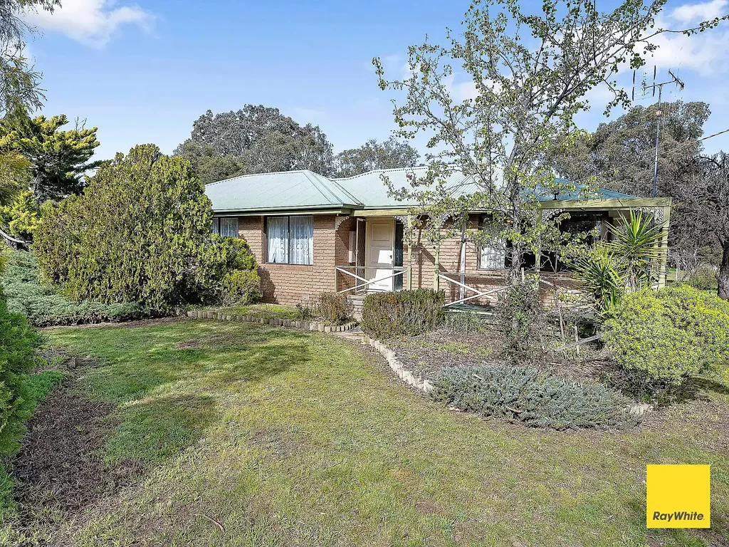 Axedale 3房  Prime 1-Acre Opportunity with Endless Potential