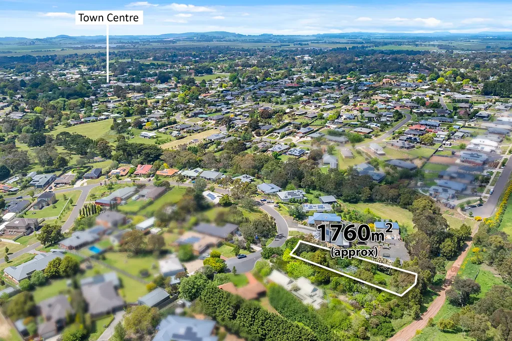 Romsey Premium 1,760 m² Allotment in an Established Court