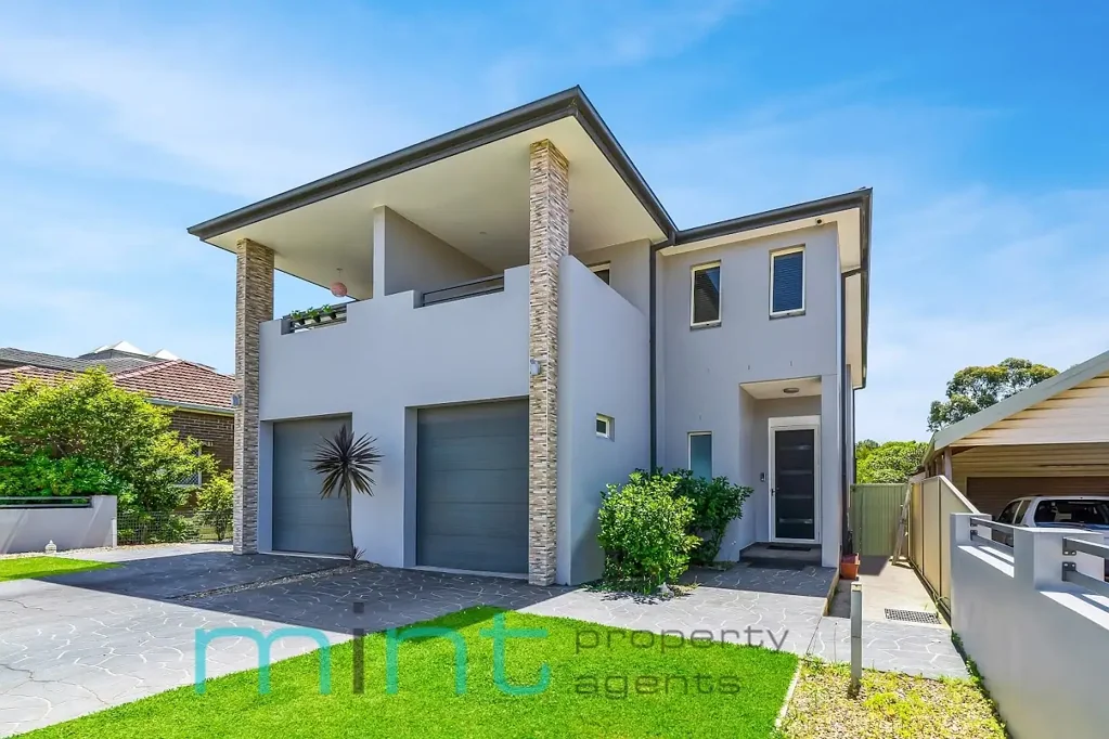 Four Bedroom Duplex