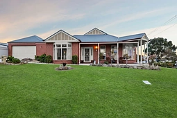 28 Cochrane Court, Invermay Park