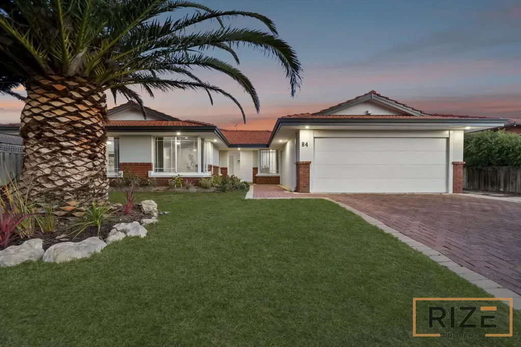 Mindarie 4 Slaapkamer COASTAL ENTERTAINER WITH CARAVAN PARKING