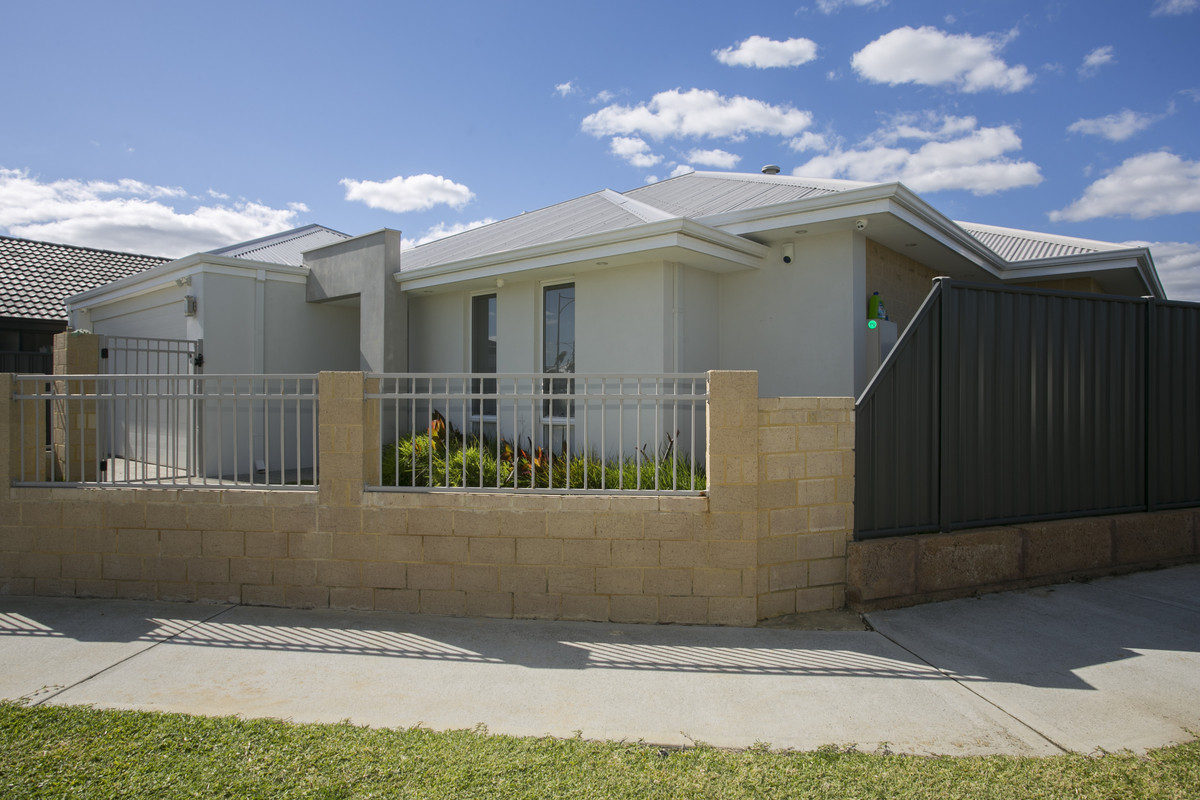 20 AZOLLA ST, BANKSIA GROVE WA 6031, 0部屋, 0バスルーム, House