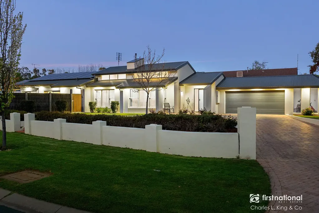 15 Lord Court, Echuca, VIC 3564